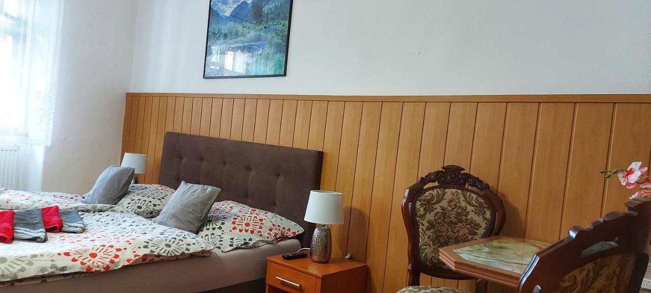 Penzion Tomino Banská Štiavnica Kültér fotó